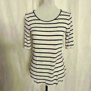 Black and White Stripe Apartment 9 Size Small Long Shirt